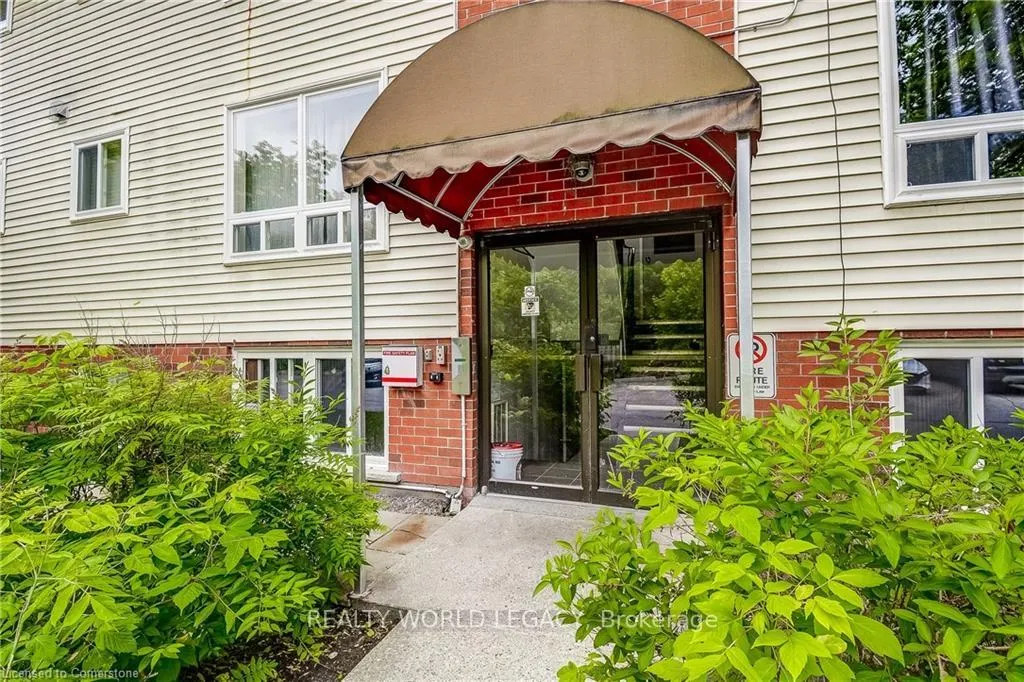 Photo 2 of Unit 8, 119 Cedar Street S, Kitchener, Cedar Hill — HOMEH