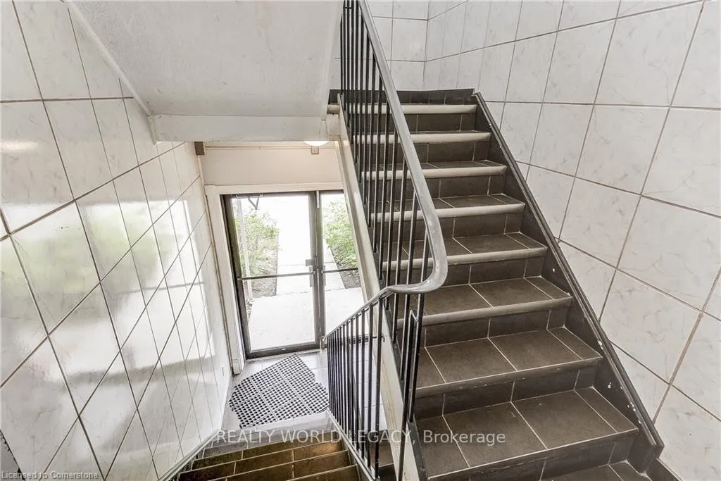 Photo 3 of Unit 8, 119 Cedar Street S, Kitchener, Cedar Hill — HOMEH