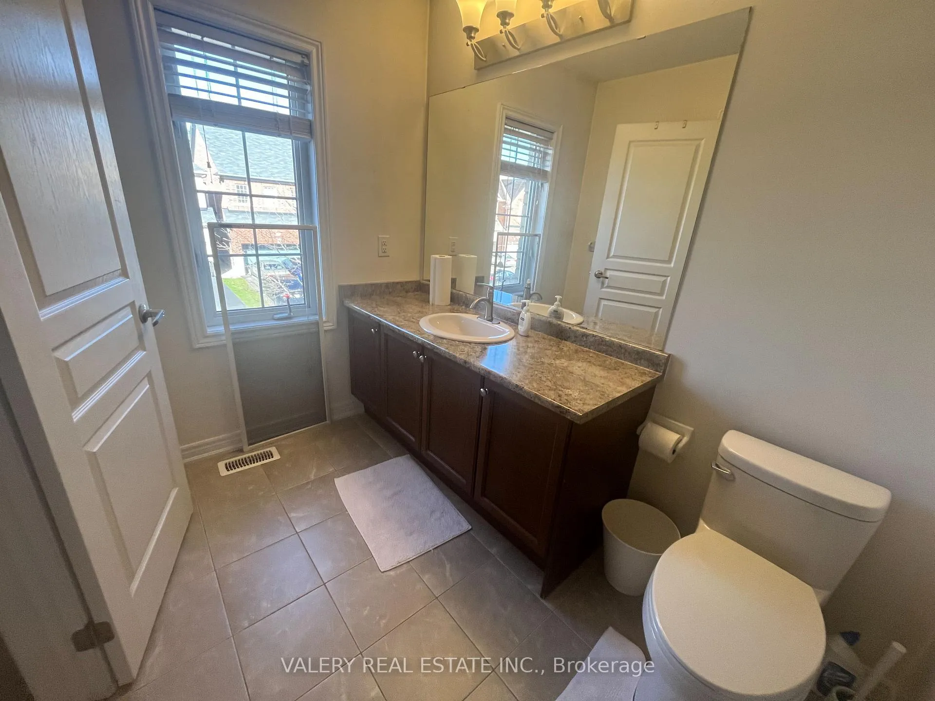 Photo 22 of Unit 1, 48 bellcrest Road, Brampton, Credit Valley — HOMEH