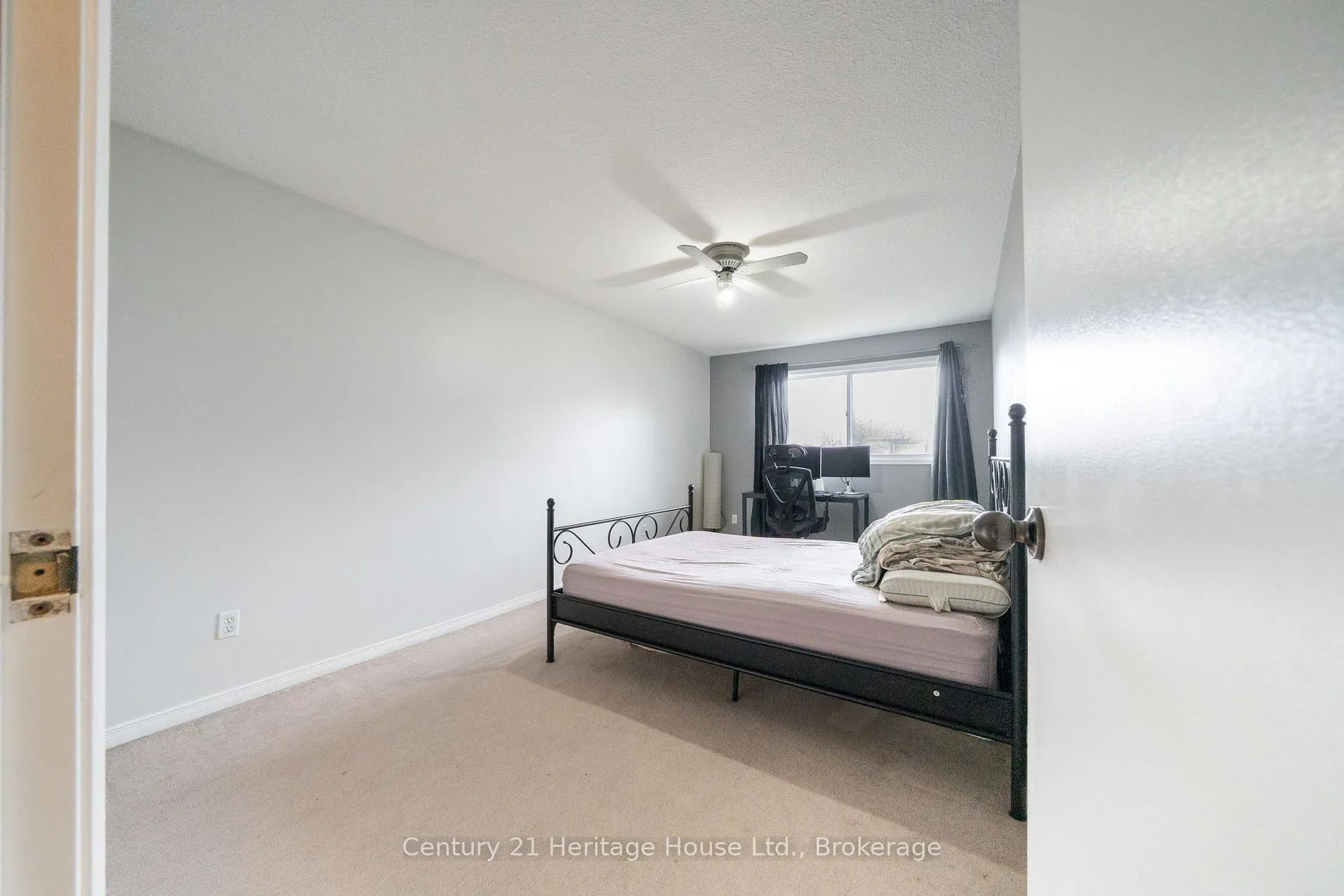 Photo 17 of Unit 4, 391 Pioneer Drive, Kitchener, Pioneer Park — HOMEH