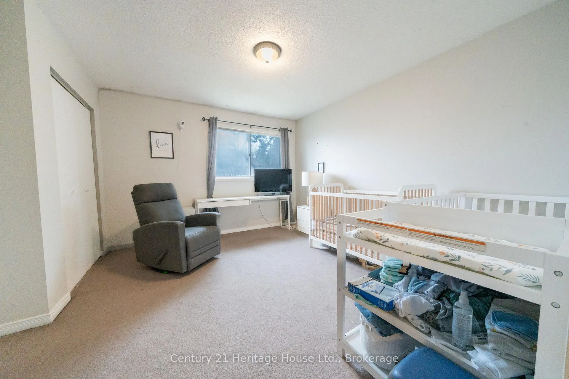 Photo 22 of Unit 4, 391 Pioneer Drive, Kitchener, Pioneer Park — HOMEH