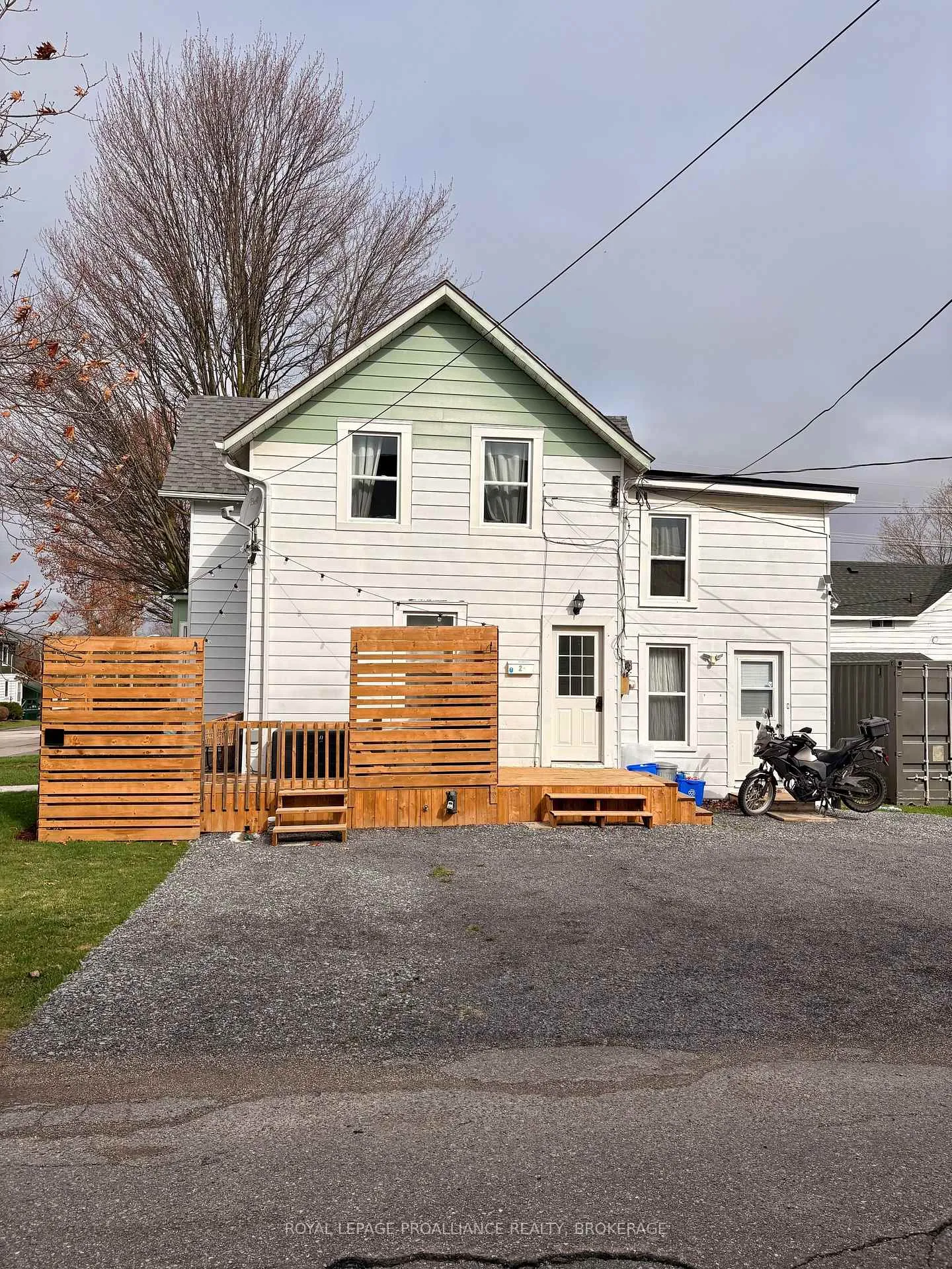 Front of 151 Adelaide Street