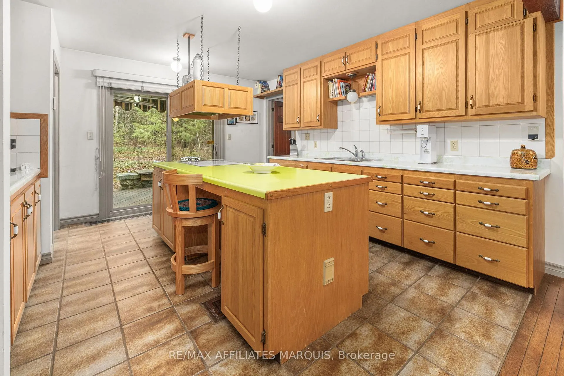 Photo 20 of 239 Bay Road, Rideau Lakes, Rideau Lakes (South Elmsley) Twp — HOMEH
