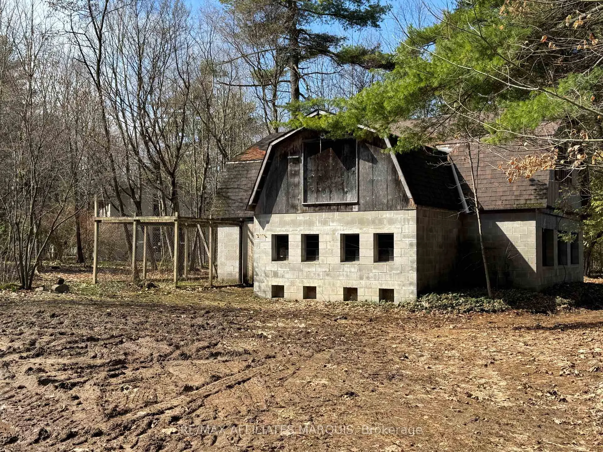 Photo 45 of 239 Bay Road, Rideau Lakes, Rideau Lakes (South Elmsley) Twp — HOMEH