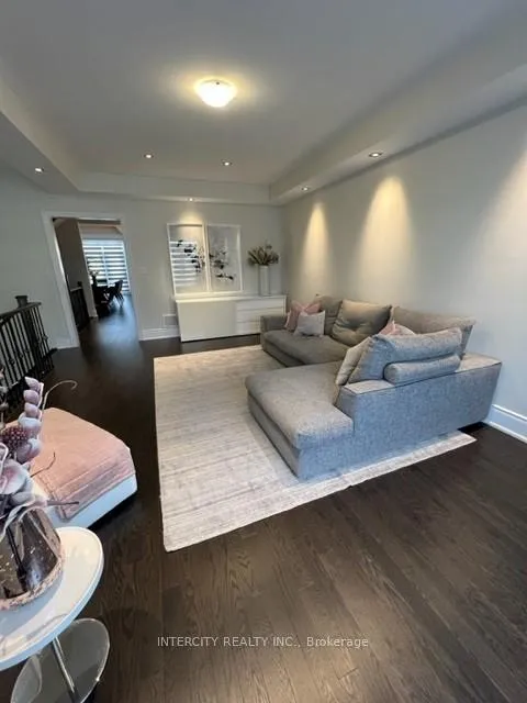 Photo 8 of 128 Stokes Drive, King, Nobleton — HOMEH