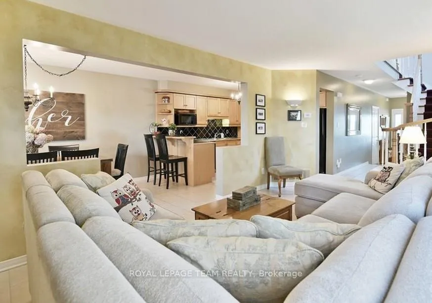 Photo 6 of 32 Riverstone Drive N, Ottawa, Barrhaven - Stonebridge — HOMEH