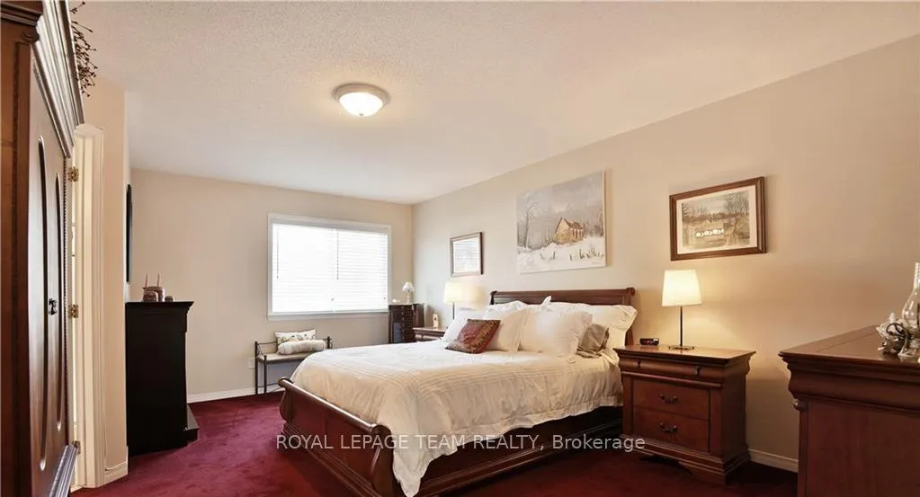 Photo 12 of 32 Riverstone Drive N, Ottawa, Barrhaven - Stonebridge — HOMEH