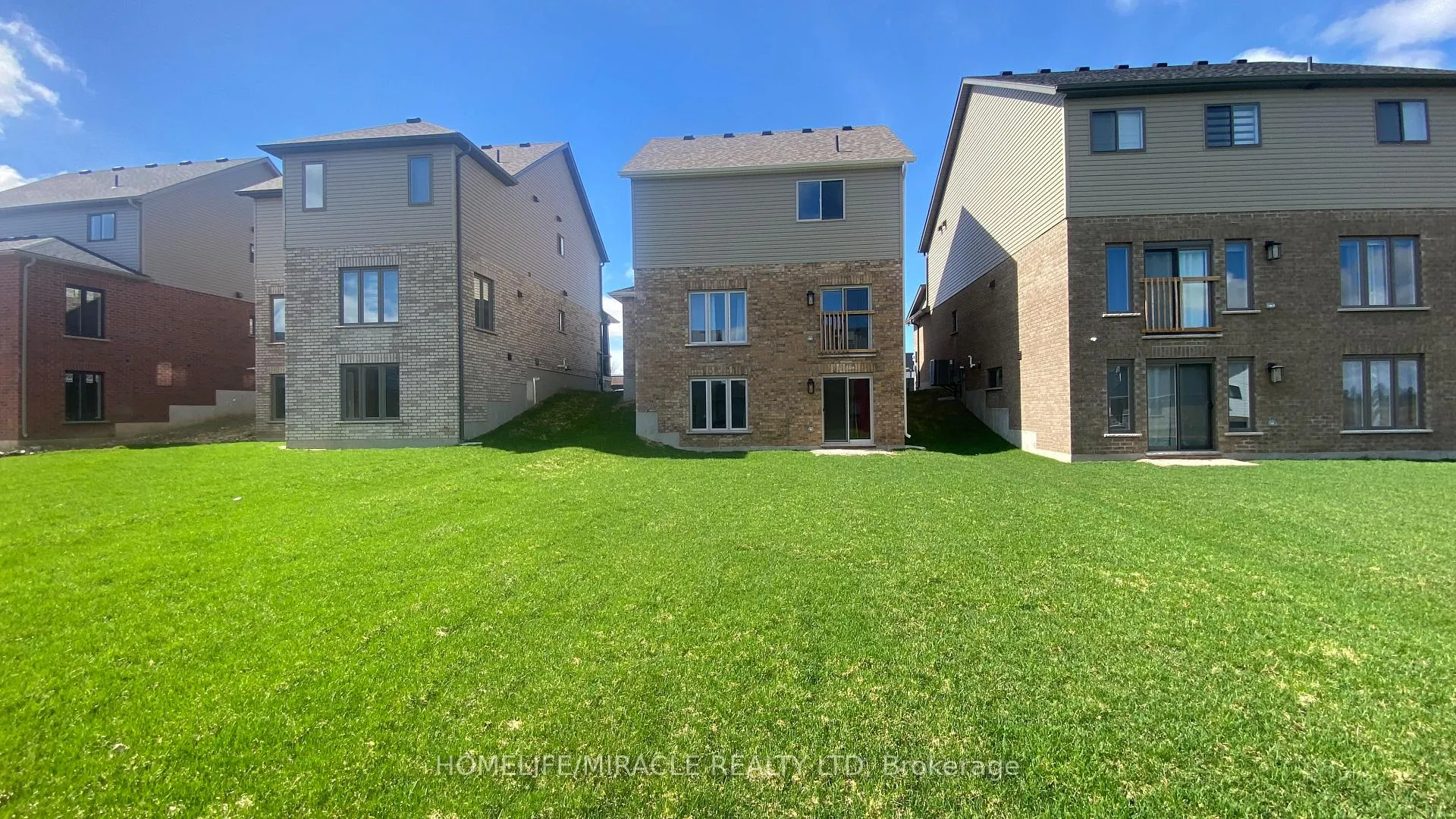 Photo 34 of 143 Devonleigh Gate, Grey Highlands — HOMEH