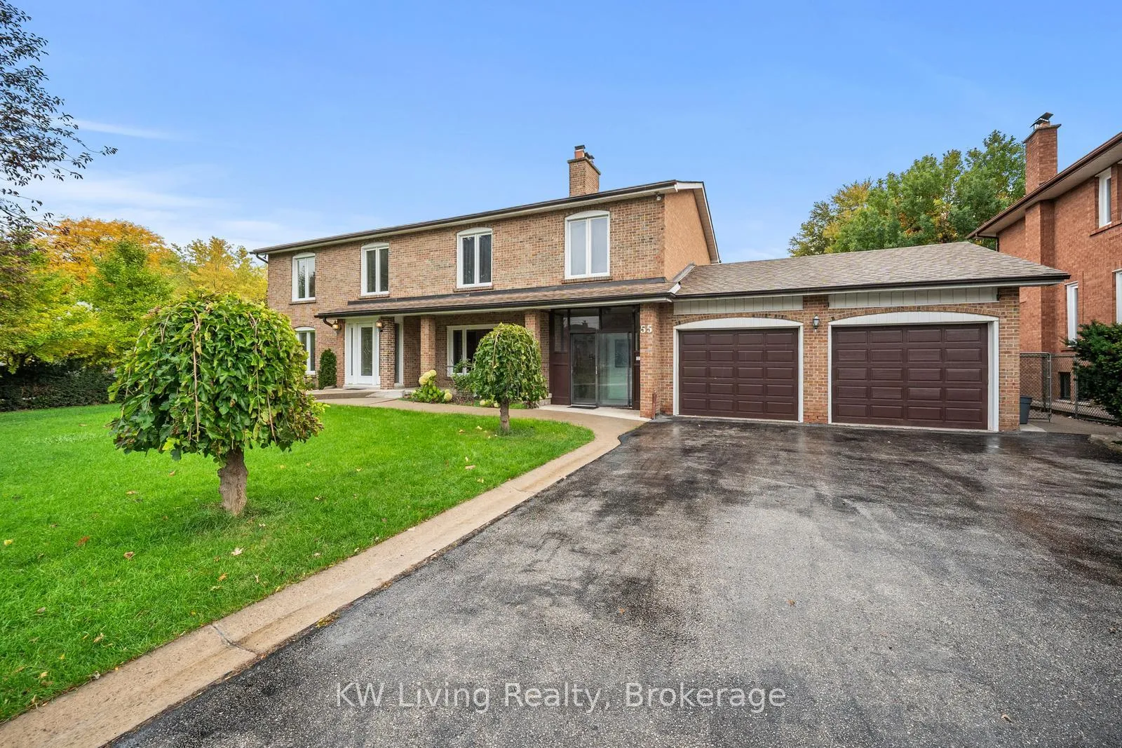 Photo 1 of 55 Hillside Avenue, Vaughan, Concord — HOMEH