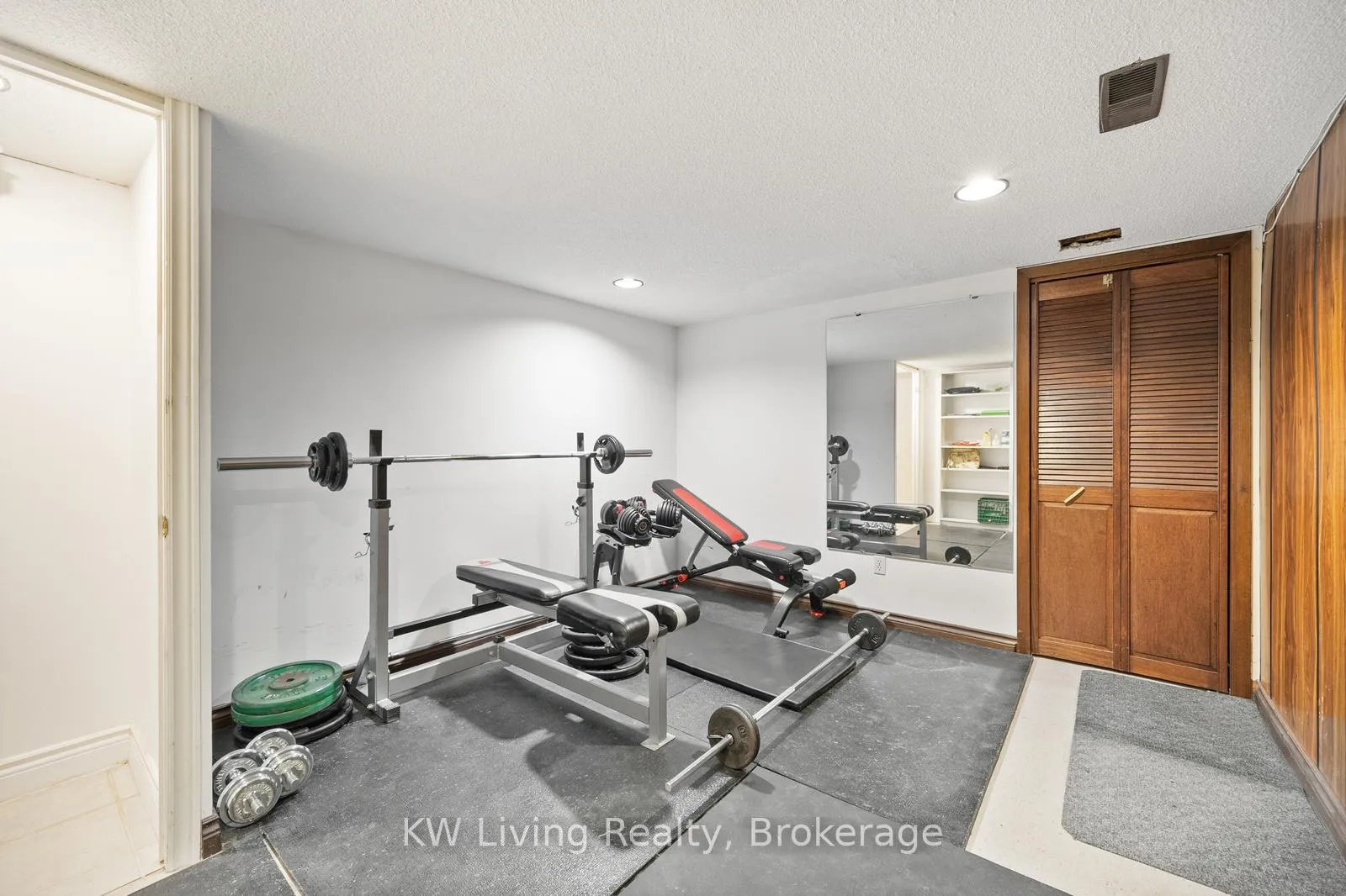 Photo 30 of 55 Hillside Avenue, Vaughan, Concord — HOMEH