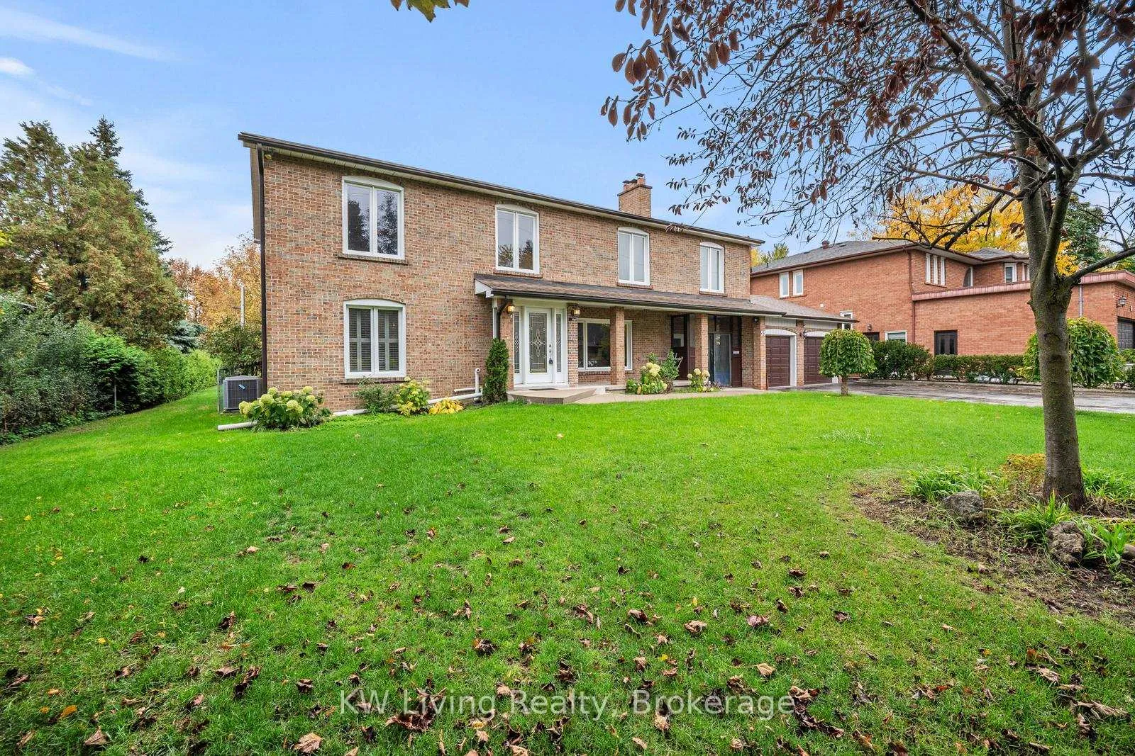 Photo 41 of 55 Hillside Avenue, Vaughan, Concord — HOMEH
