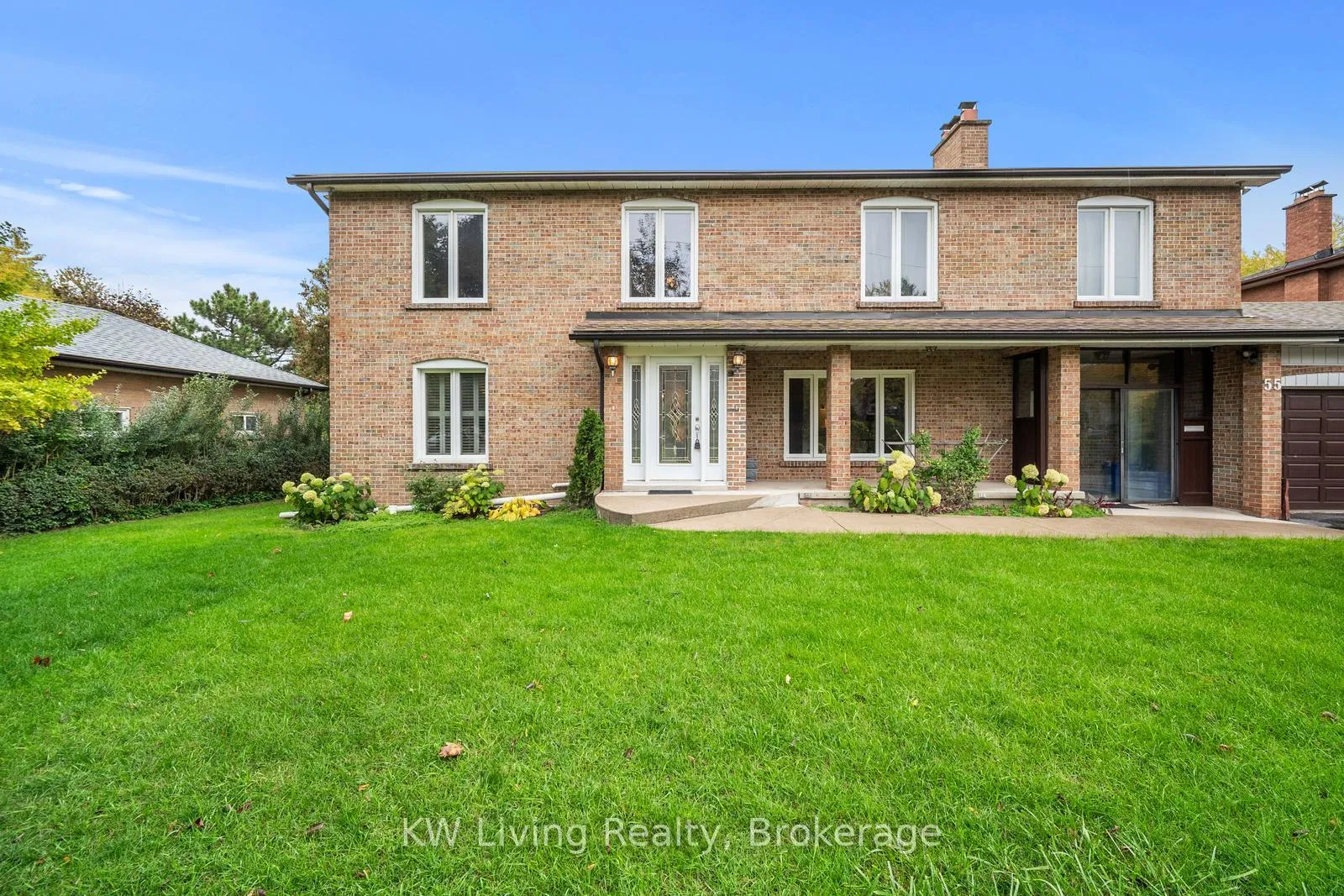 Photo 42 of 55 Hillside Avenue, Vaughan, Concord — HOMEH