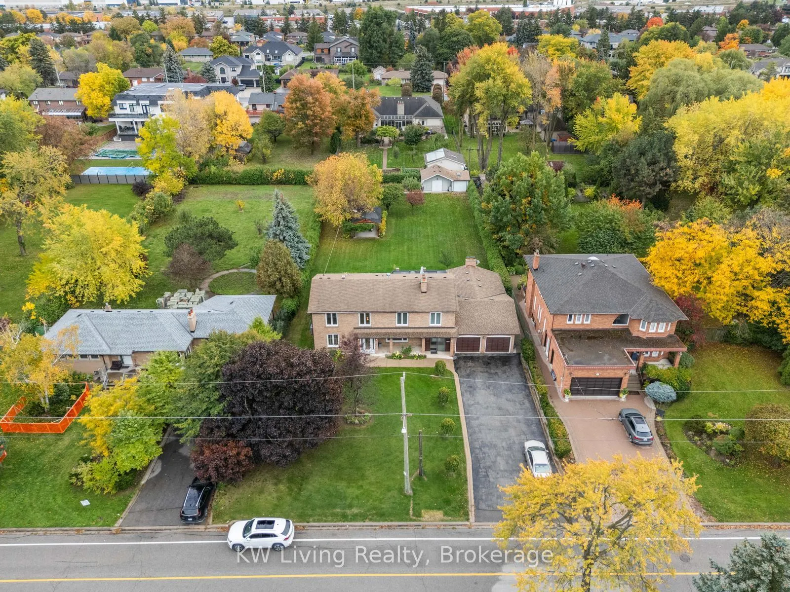 Photo 46 of 55 Hillside Avenue, Vaughan, Concord — HOMEH