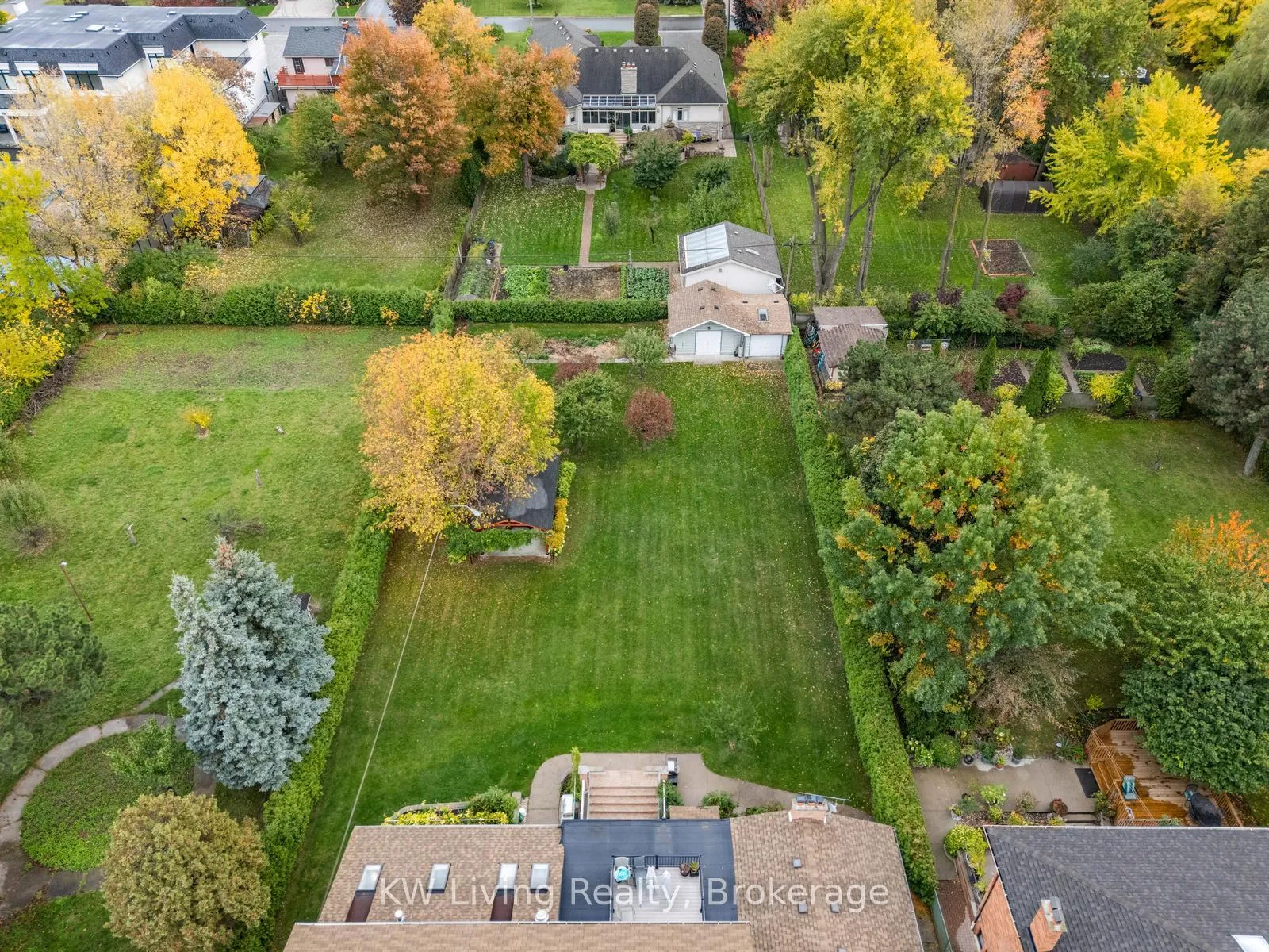 Photo 49 of 55 Hillside Avenue, Vaughan, Concord — HOMEH
