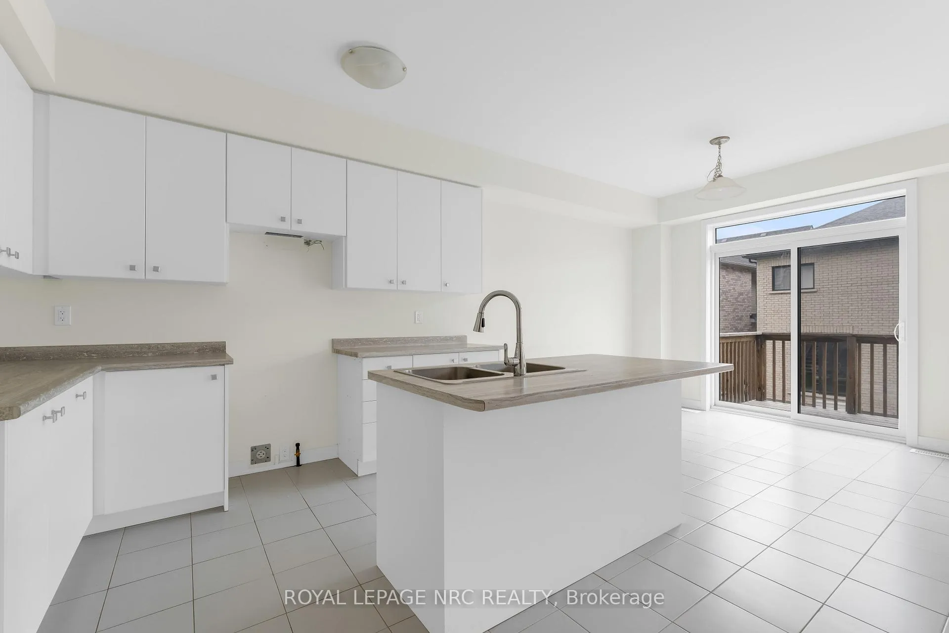 Photo 7 of 59 Stern Drive, Welland, Dain City — HOMEH