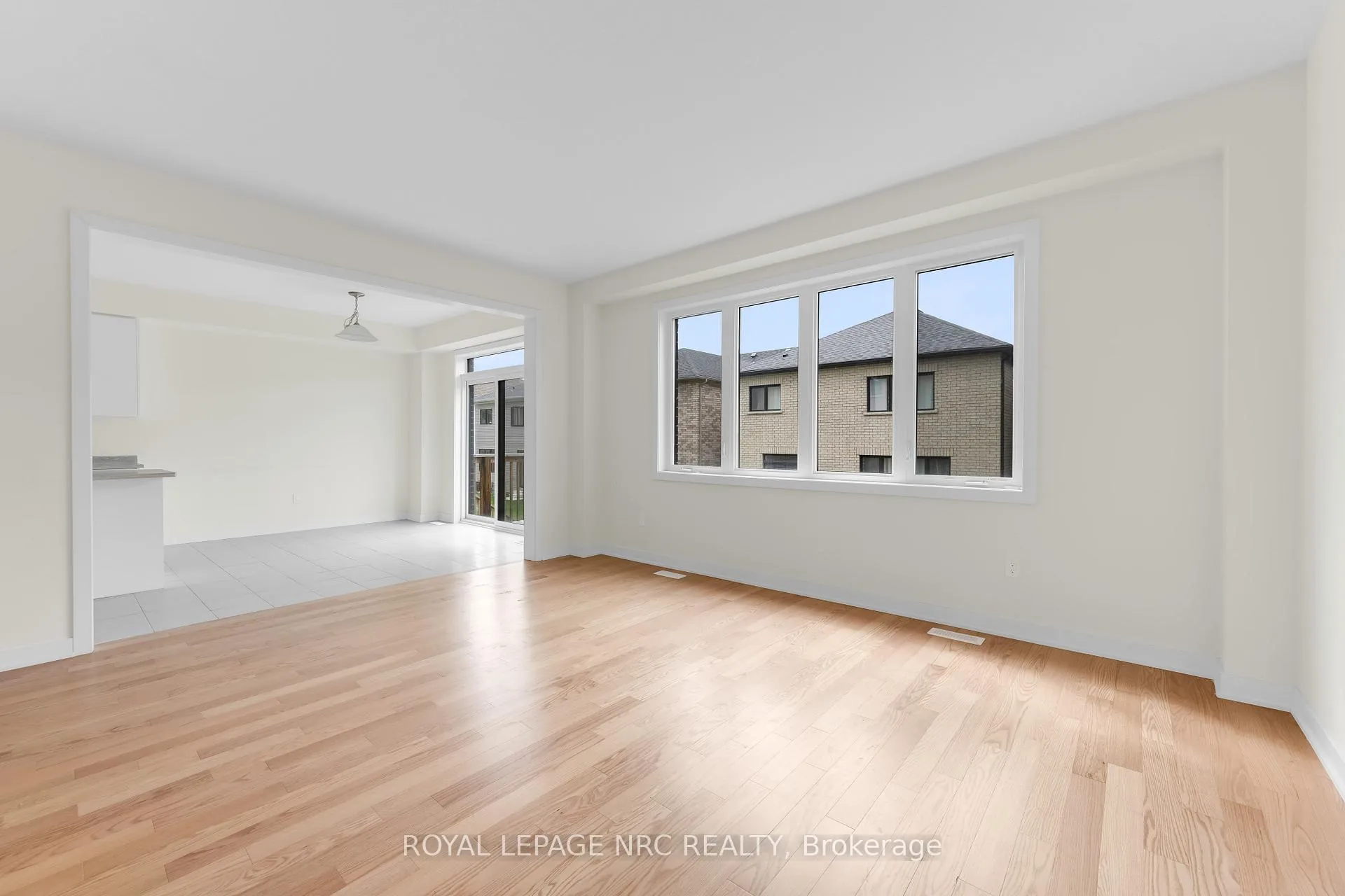 Photo 13 of 59 Stern Drive, Welland, Dain City — HOMEH