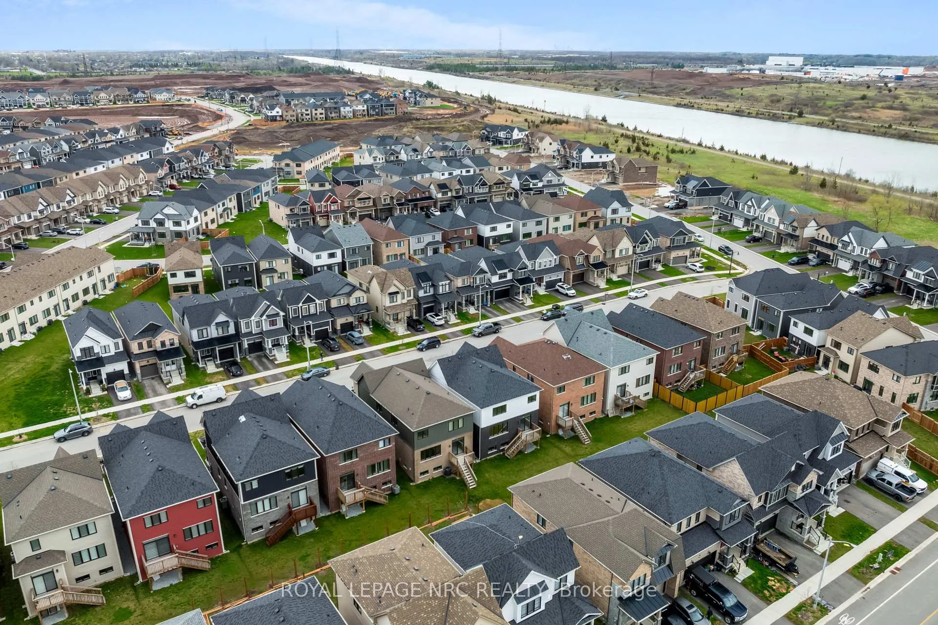 Photo 39 of 59 Stern Drive, Welland, Dain City — HOMEH