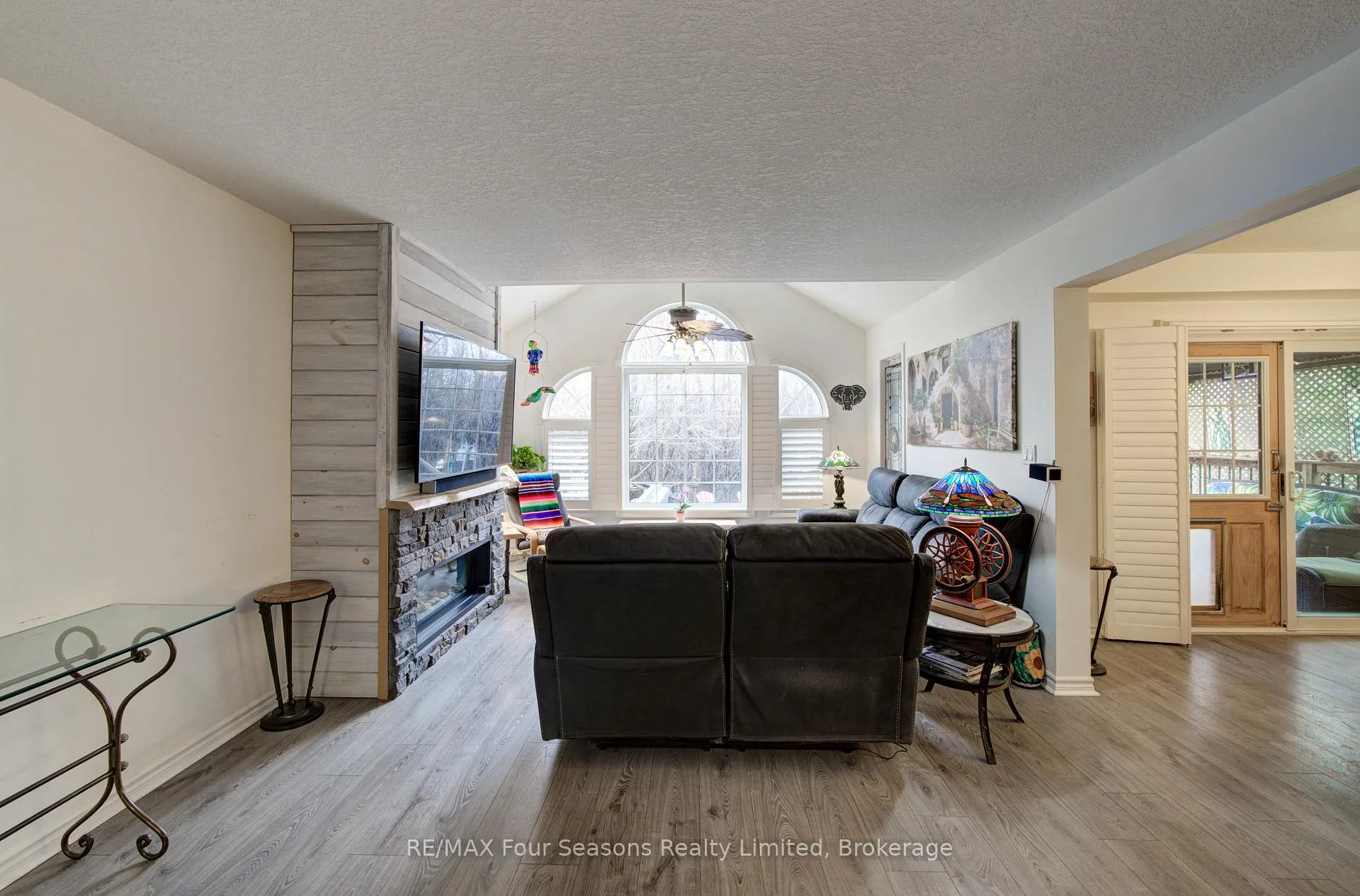 Photo 21 of 9 Brooke Avenue, Collingwood — HOMEH
