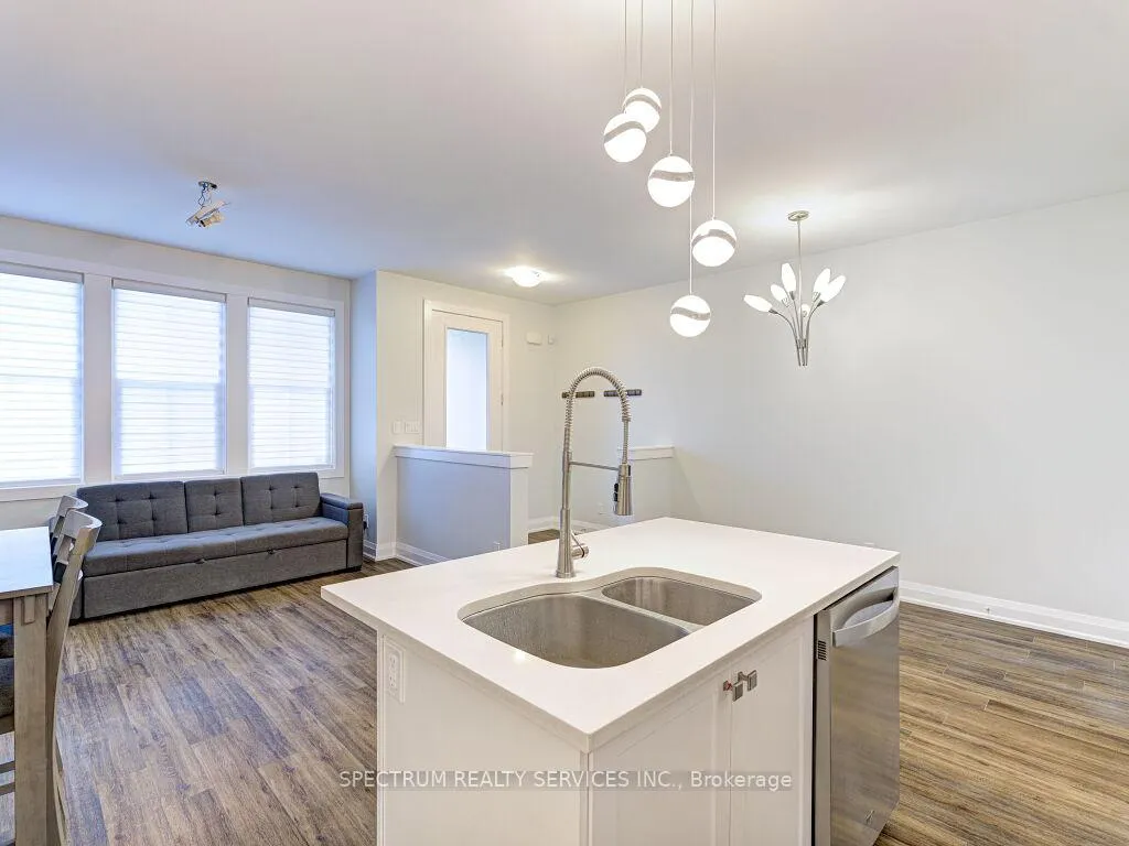 Photo 16 of Unit 10, 72 Discovery Trail, Midland — HOMEH