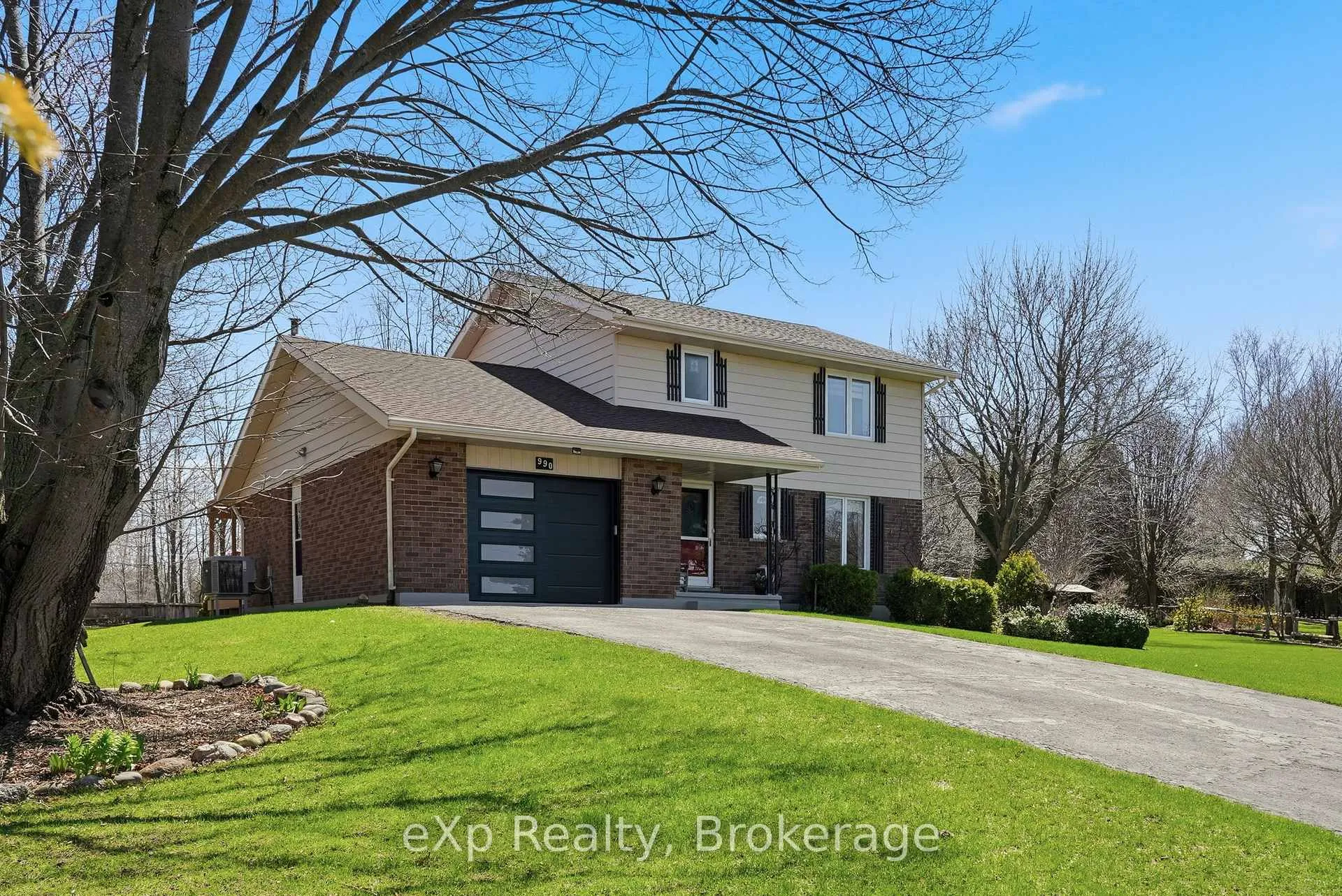 Photo 1 of 990 Heritage Drive, Huron-Kinloss — HOMEH