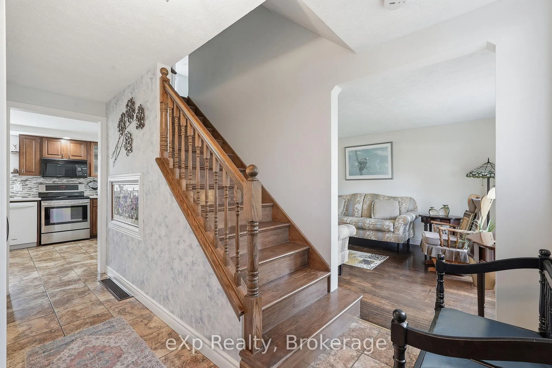 Photo 3 of 990 Heritage Drive, Huron-Kinloss — HOMEH