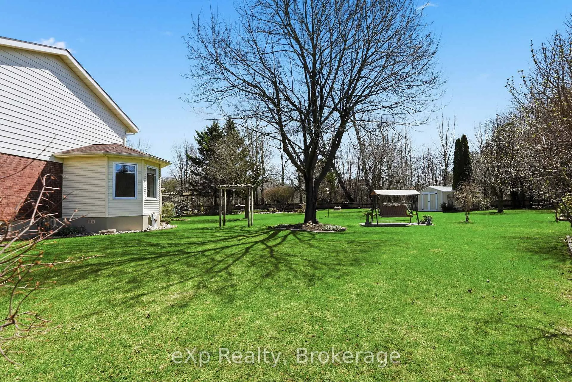 Photo 25 of 990 Heritage Drive, Huron-Kinloss — HOMEH