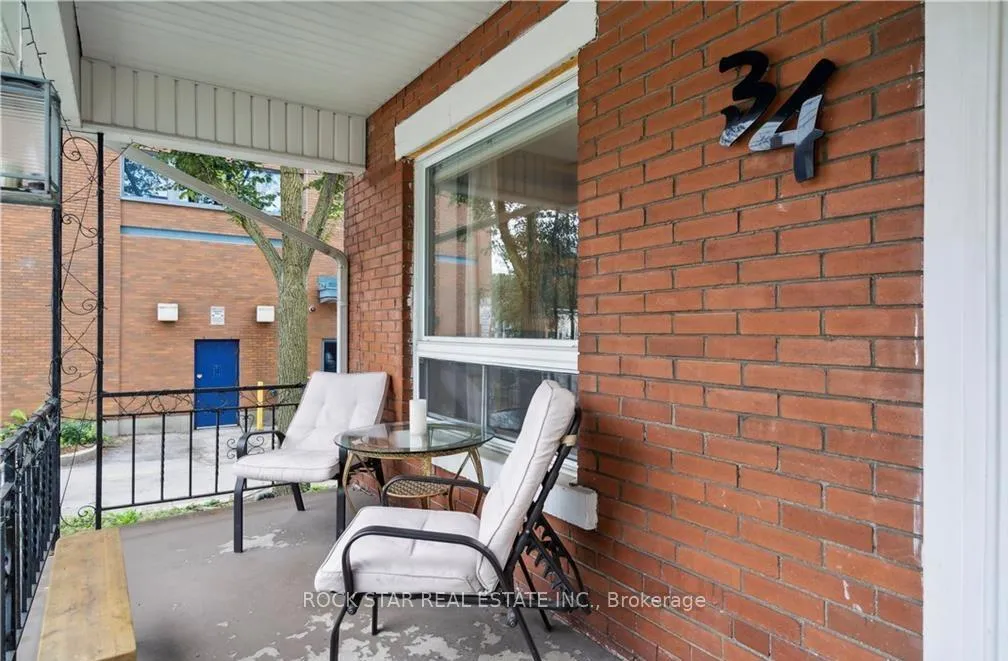 Photo 2 of 34 Cliff Avenue, Hamilton, Eastmount — HOMEH