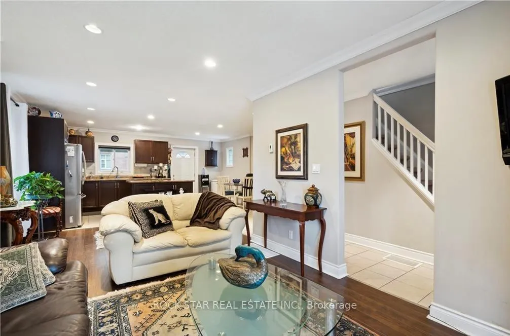 Photo 6 of 34 Cliff Avenue, Hamilton, Eastmount — HOMEH