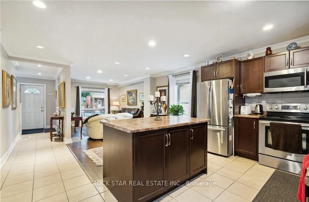 Photo 8 of 34 Cliff Avenue, Hamilton, Eastmount — HOMEH