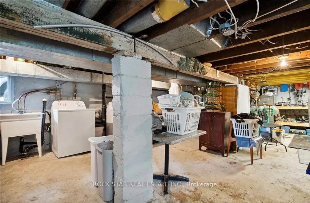Photo 24 of 34 Cliff Avenue, Hamilton, Eastmount — HOMEH