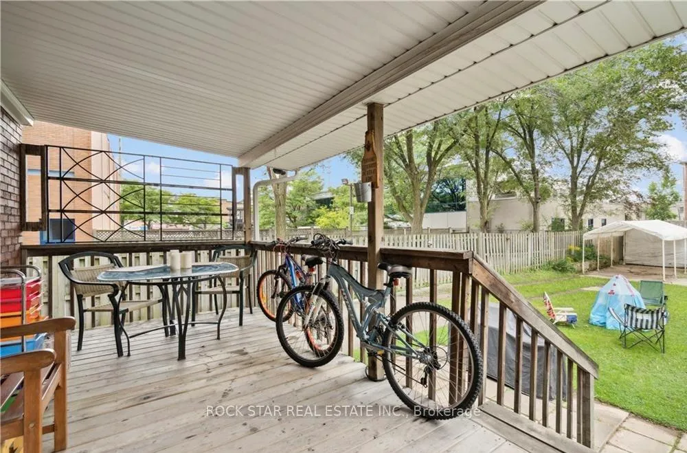 Photo 27 of 34 Cliff Avenue, Hamilton, Eastmount — HOMEH