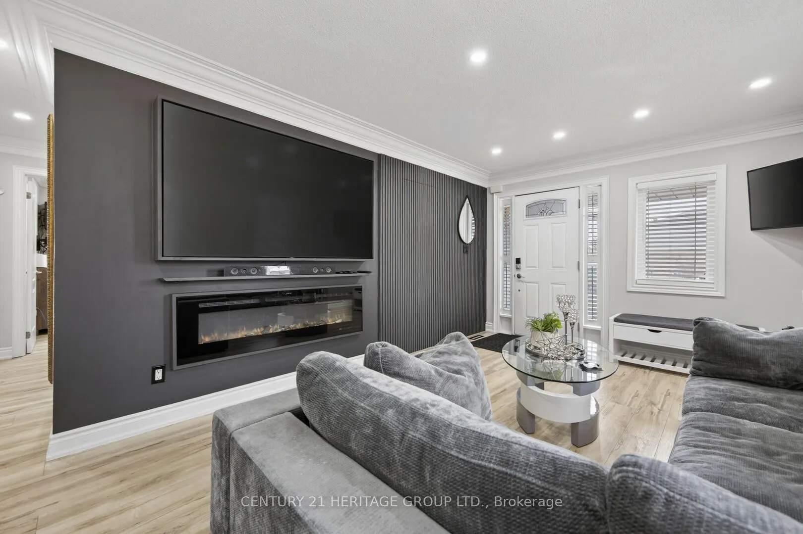 Photo 7 of 137 Cunningham Drive, Barrie, Ardagh — HOMEH