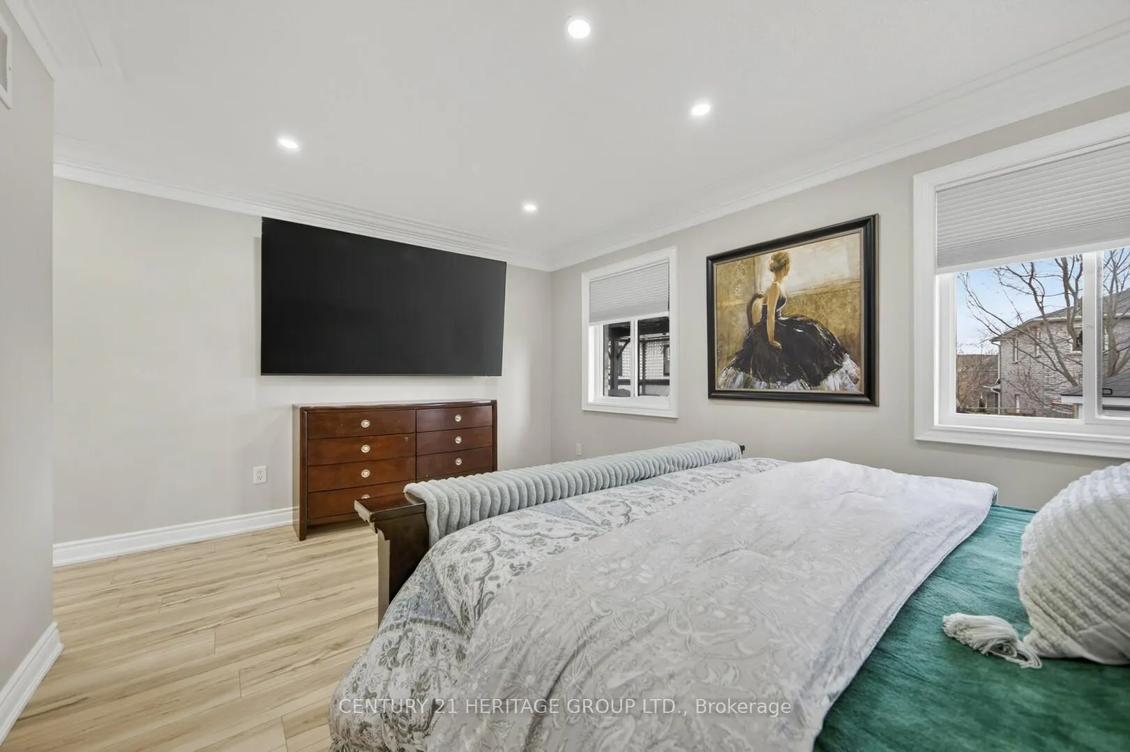 Photo 16 of 137 Cunningham Drive, Barrie, Ardagh — HOMEH