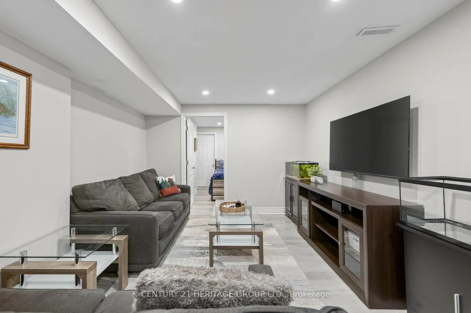 Photo 28 of 137 Cunningham Drive, Barrie, Ardagh — HOMEH