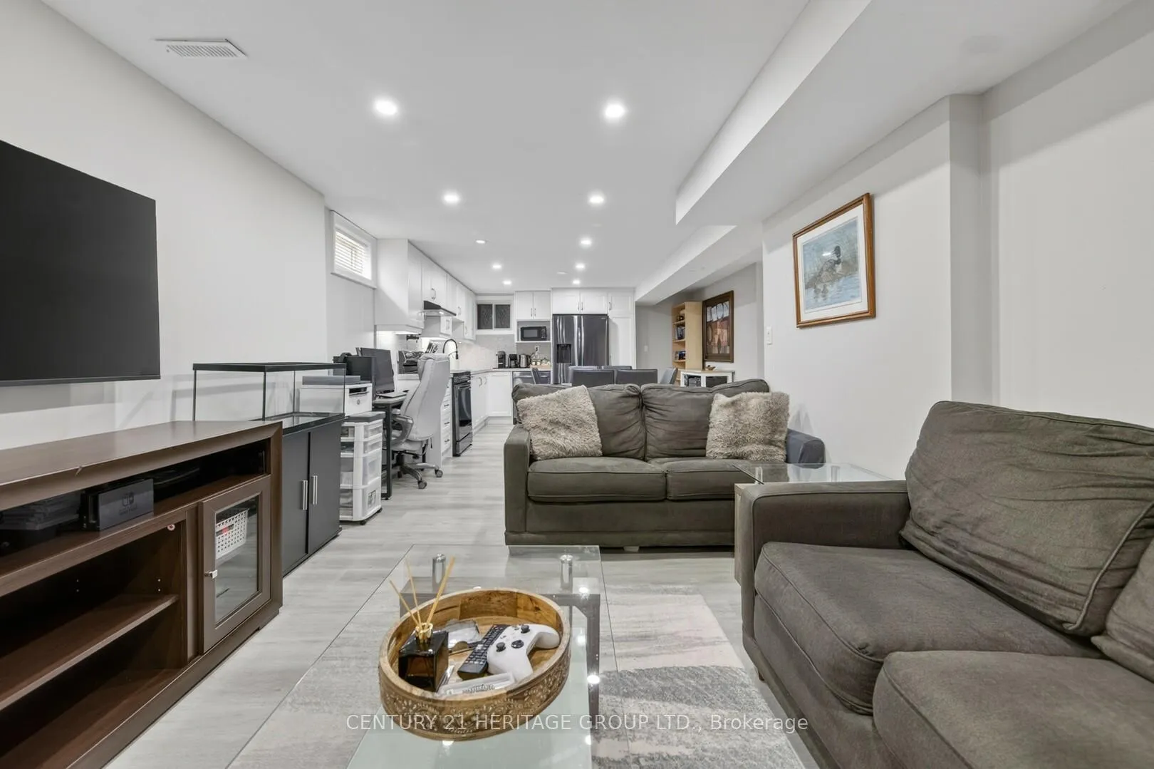 Photo 29 of 137 Cunningham Drive, Barrie, Ardagh — HOMEH