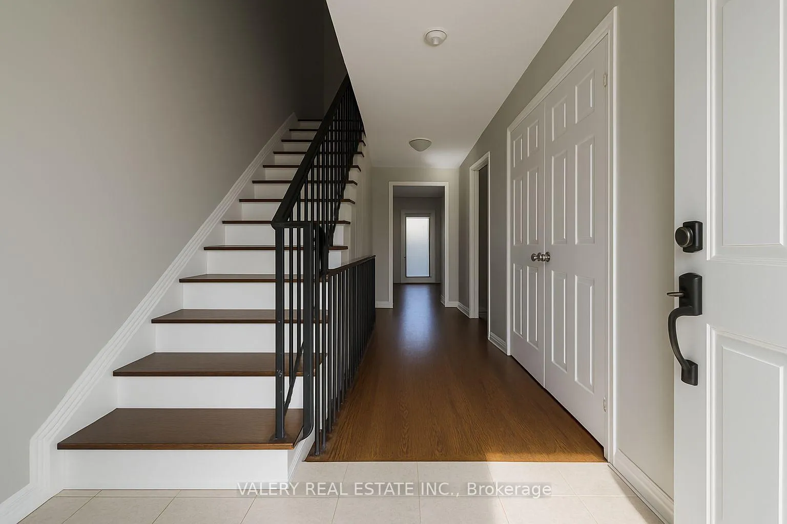 Photo 10 of Unit 4, 25 Romfield Circuit, Markham, Royal Orchard — HOMEH