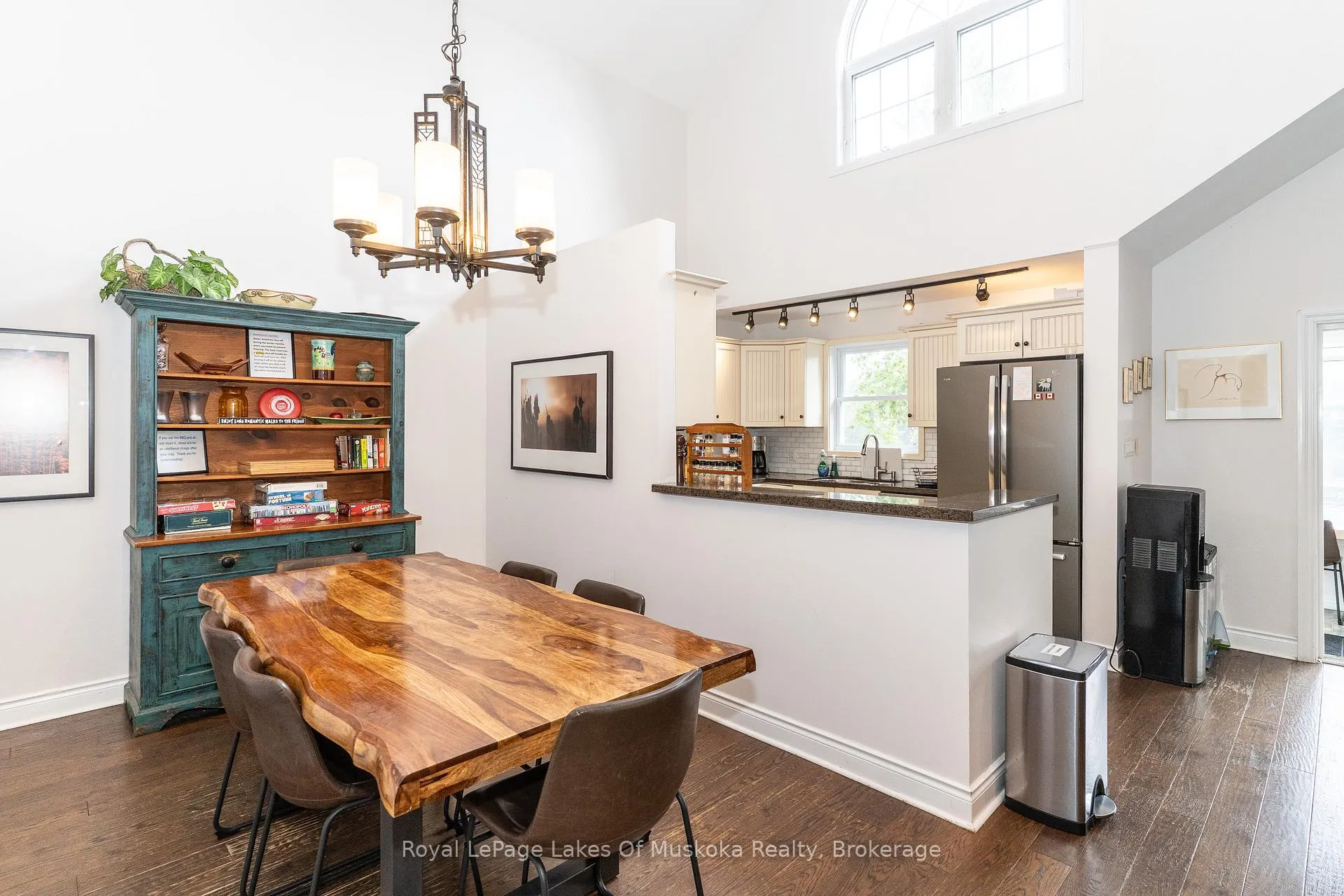 Photo 9 of 49 Pinetree Road, Gravenhurst, Muskoka (S) — HOMEH