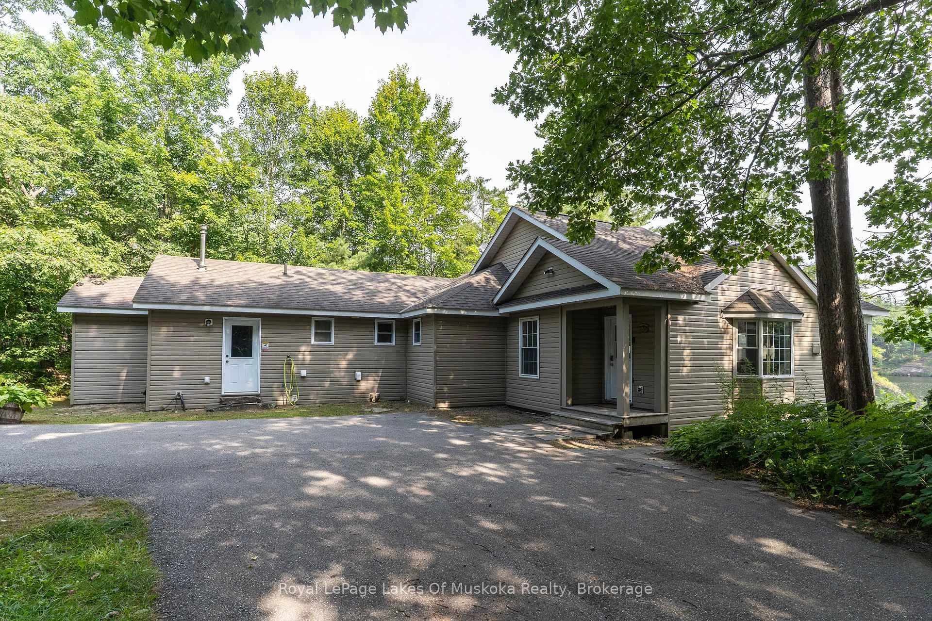 Photo 37 of 49 Pinetree Road, Gravenhurst, Muskoka (S) — HOMEH