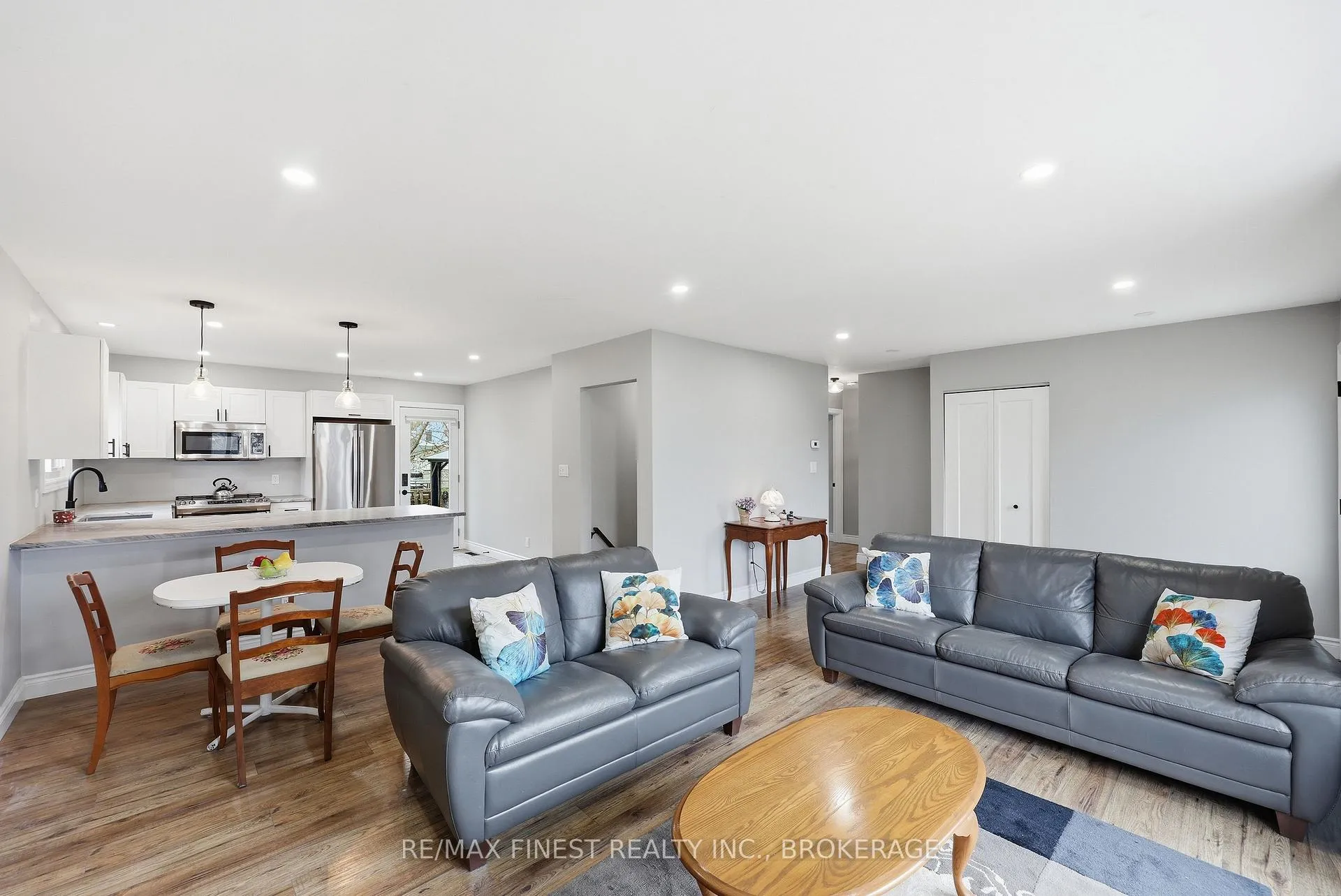 Photo 9 of 1284 Waverley Crescent, Kingston, South of Taylor-Kidd Blvd — HOMEH