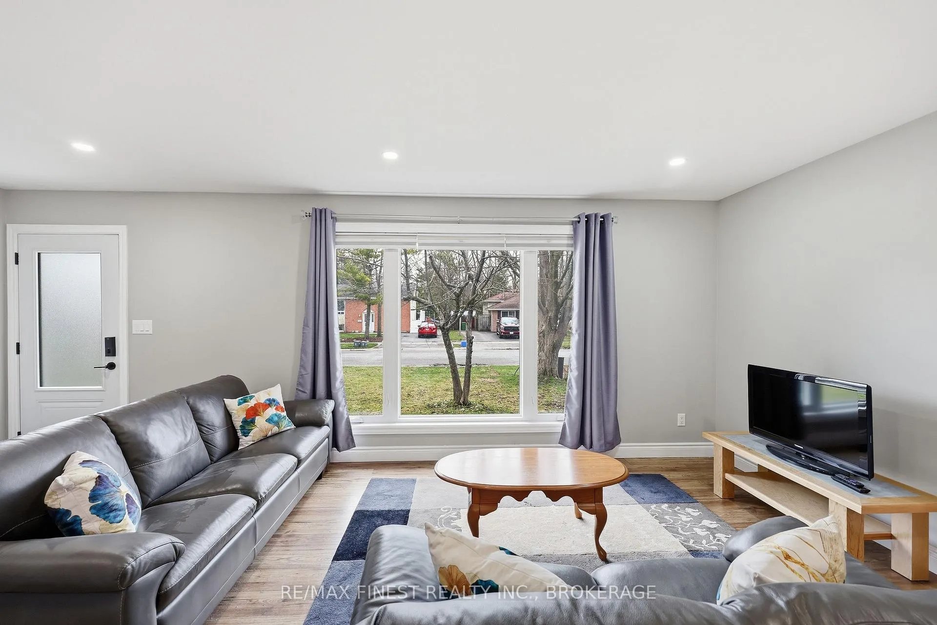Photo 16 of 1284 Waverley Crescent, Kingston, South of Taylor-Kidd Blvd — HOMEH