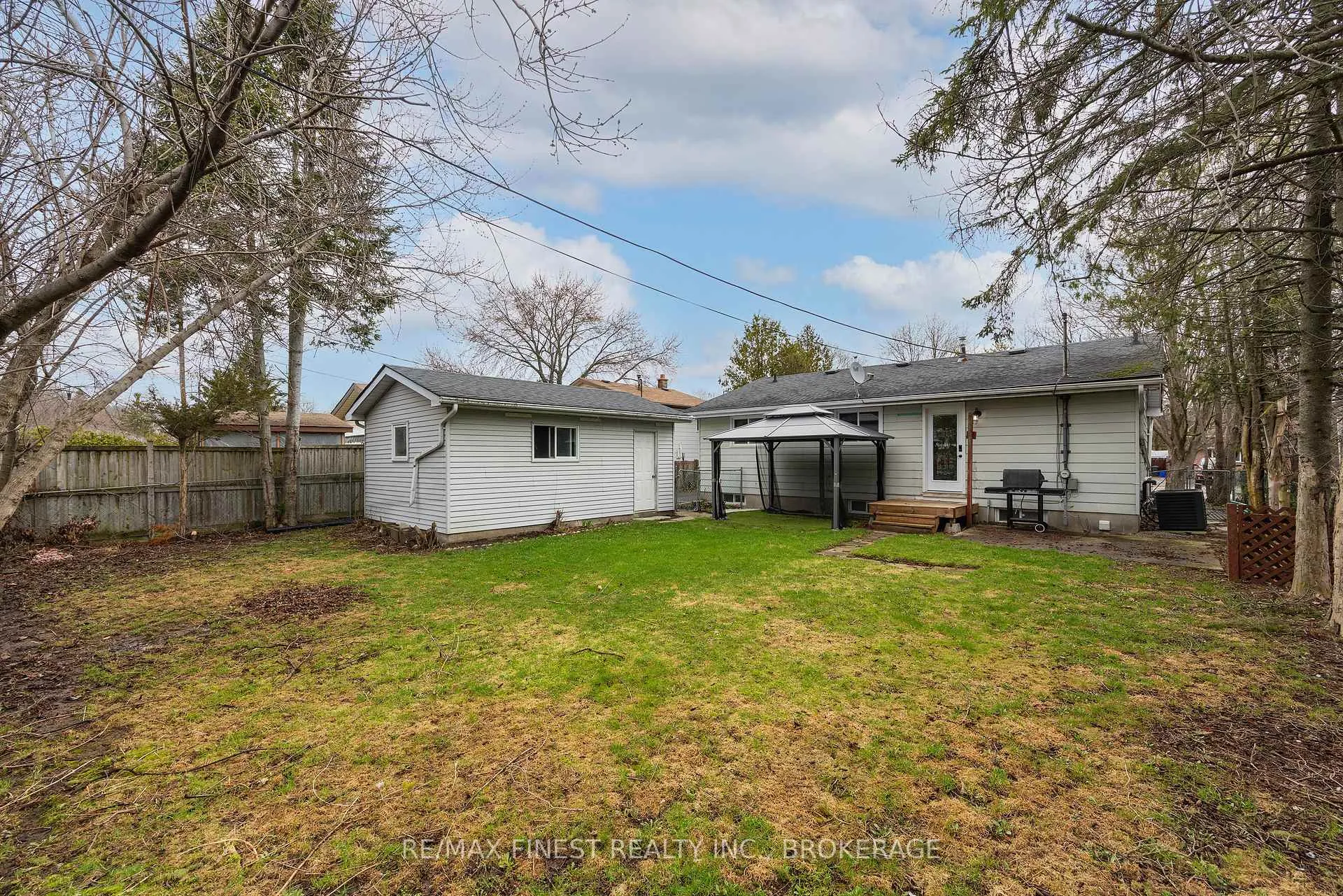 Photo 36 of 1284 Waverley Crescent, Kingston, South of Taylor-Kidd Blvd — HOMEH