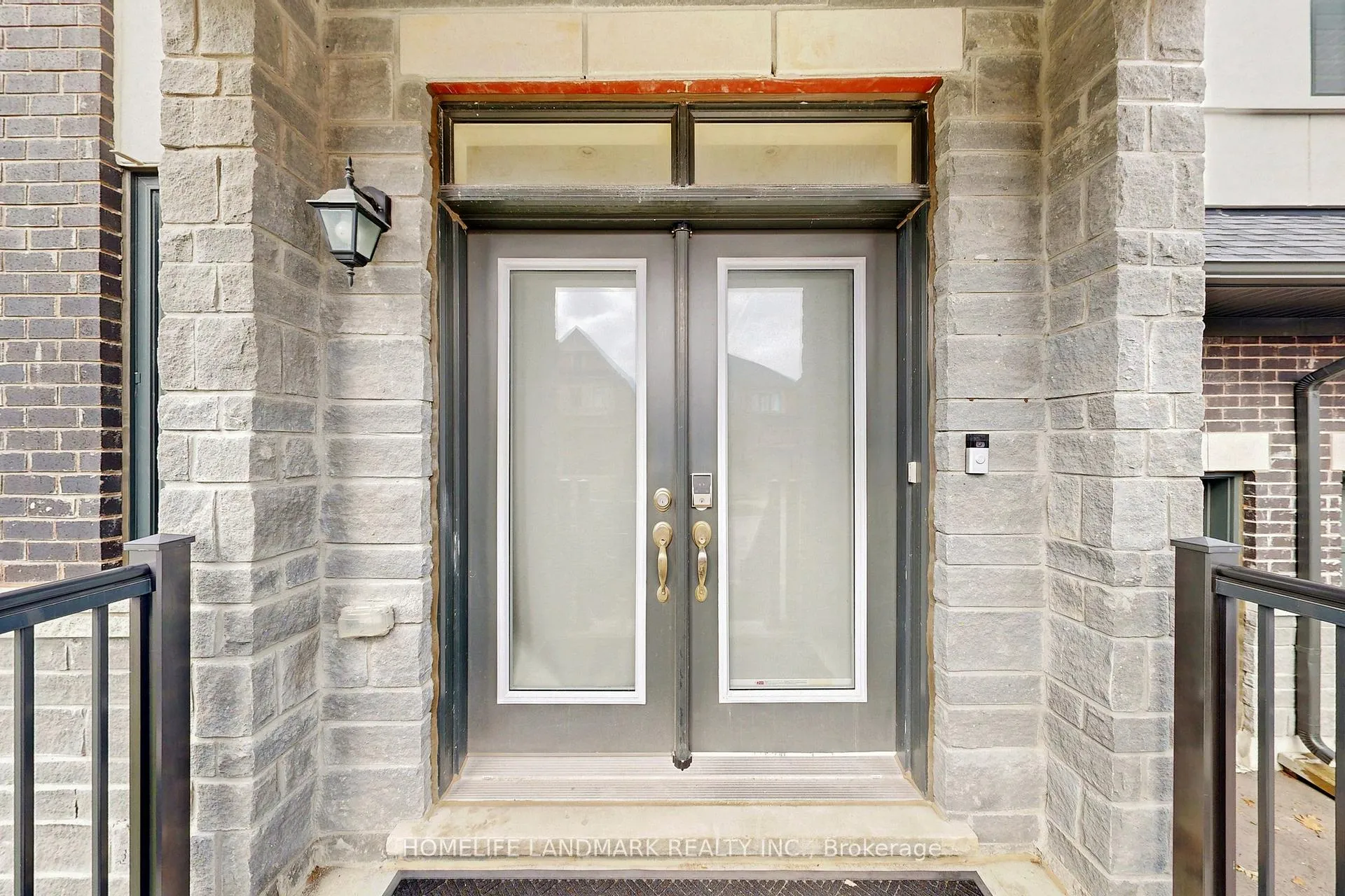 Photo 5 of 50 Titus Street, Markham, Wismer — HOMEH