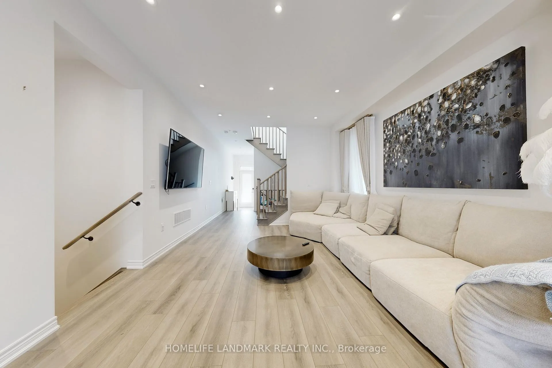 Photo 9 of 50 Titus Street, Markham, Wismer — HOMEH