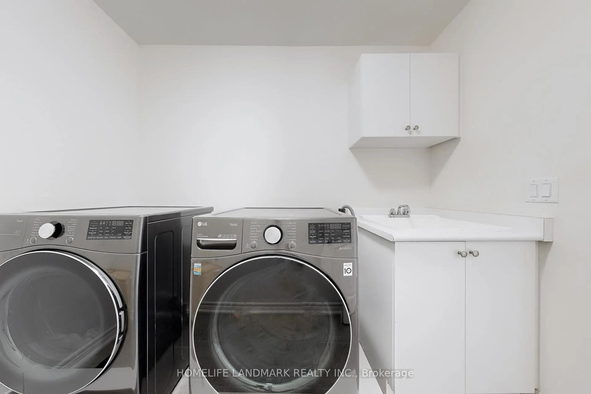 Photo 44 of 50 Titus Street, Markham, Wismer — HOMEH