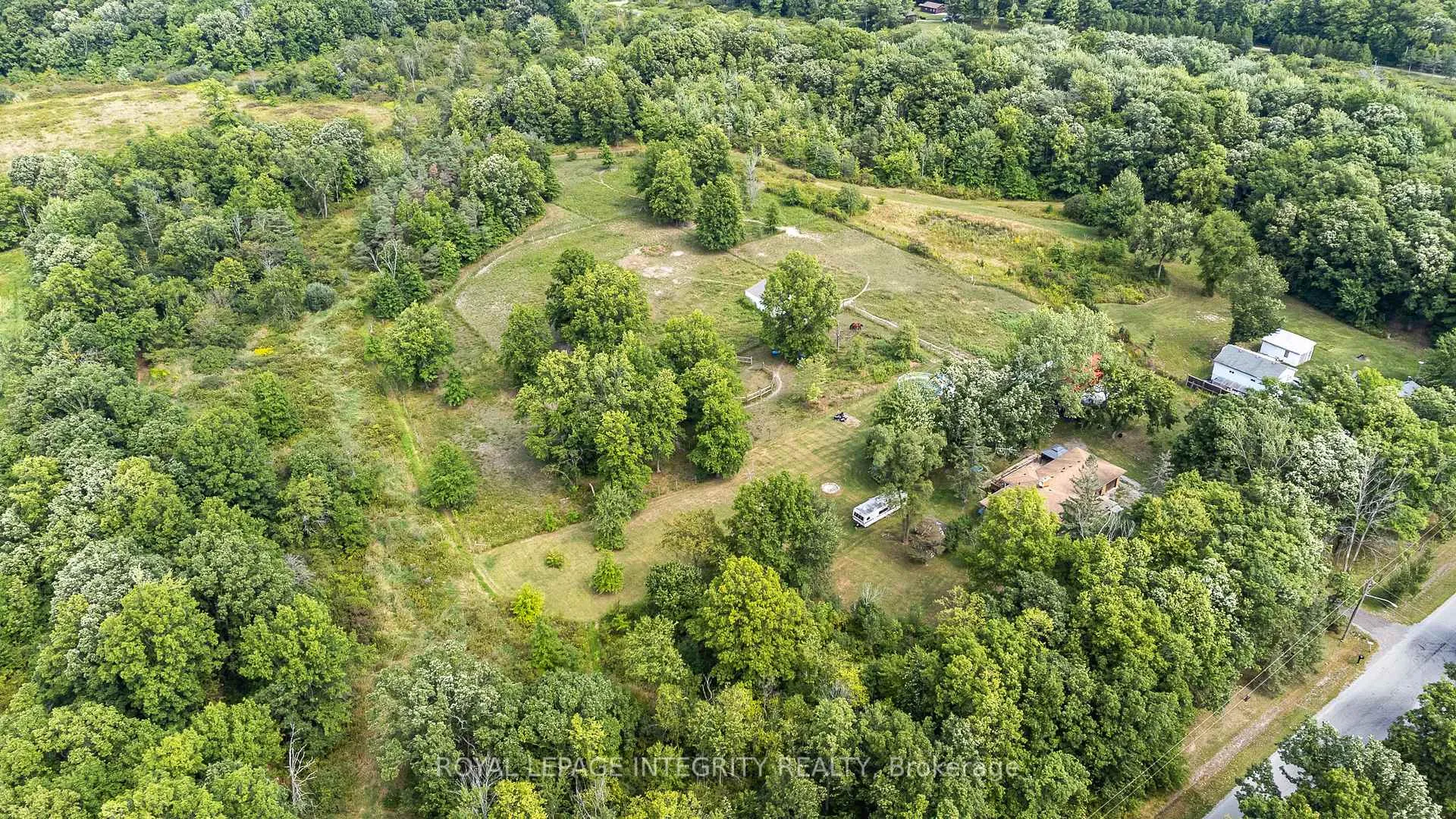Photo 36 of 5801 Bossert Road, Niagara Falls, Lyons Creek — HOMEH