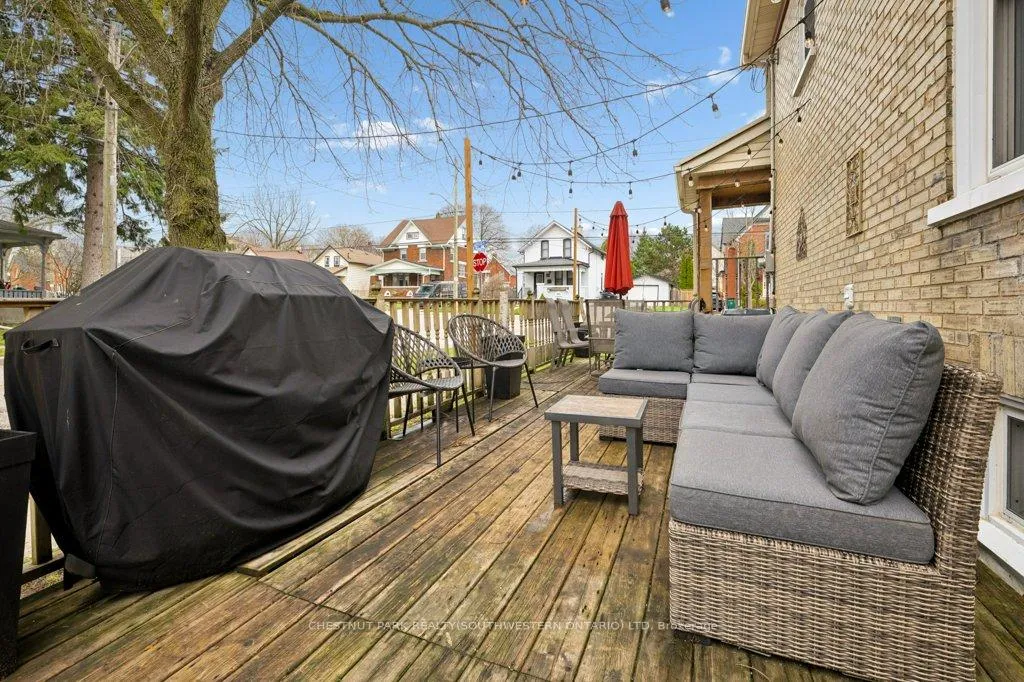 Photo 4 of 43 Krug Street, Kitchener — HOMEH