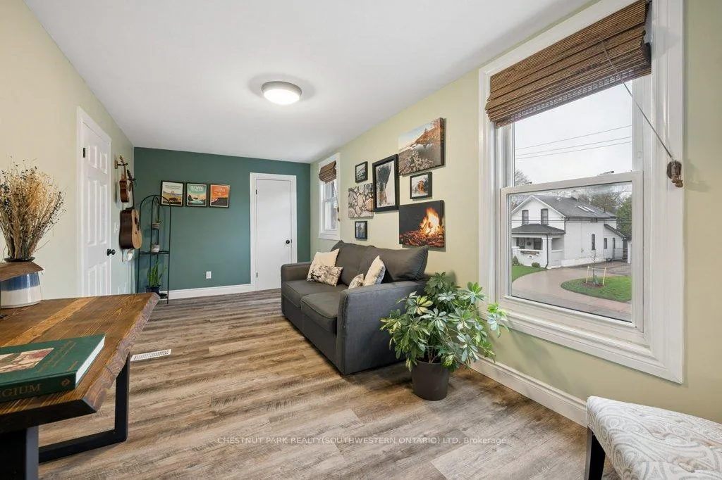 Photo 25 of 43 Krug Street, Kitchener — HOMEH