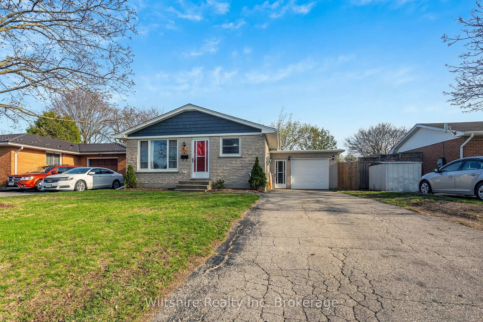 Photo 2 of 47 Van Norman Drive, Tillsonburg — HOMEH
