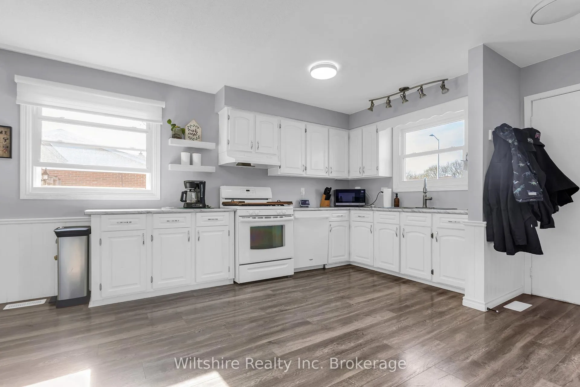 Photo 5 of 47 Van Norman Drive, Tillsonburg — HOMEH