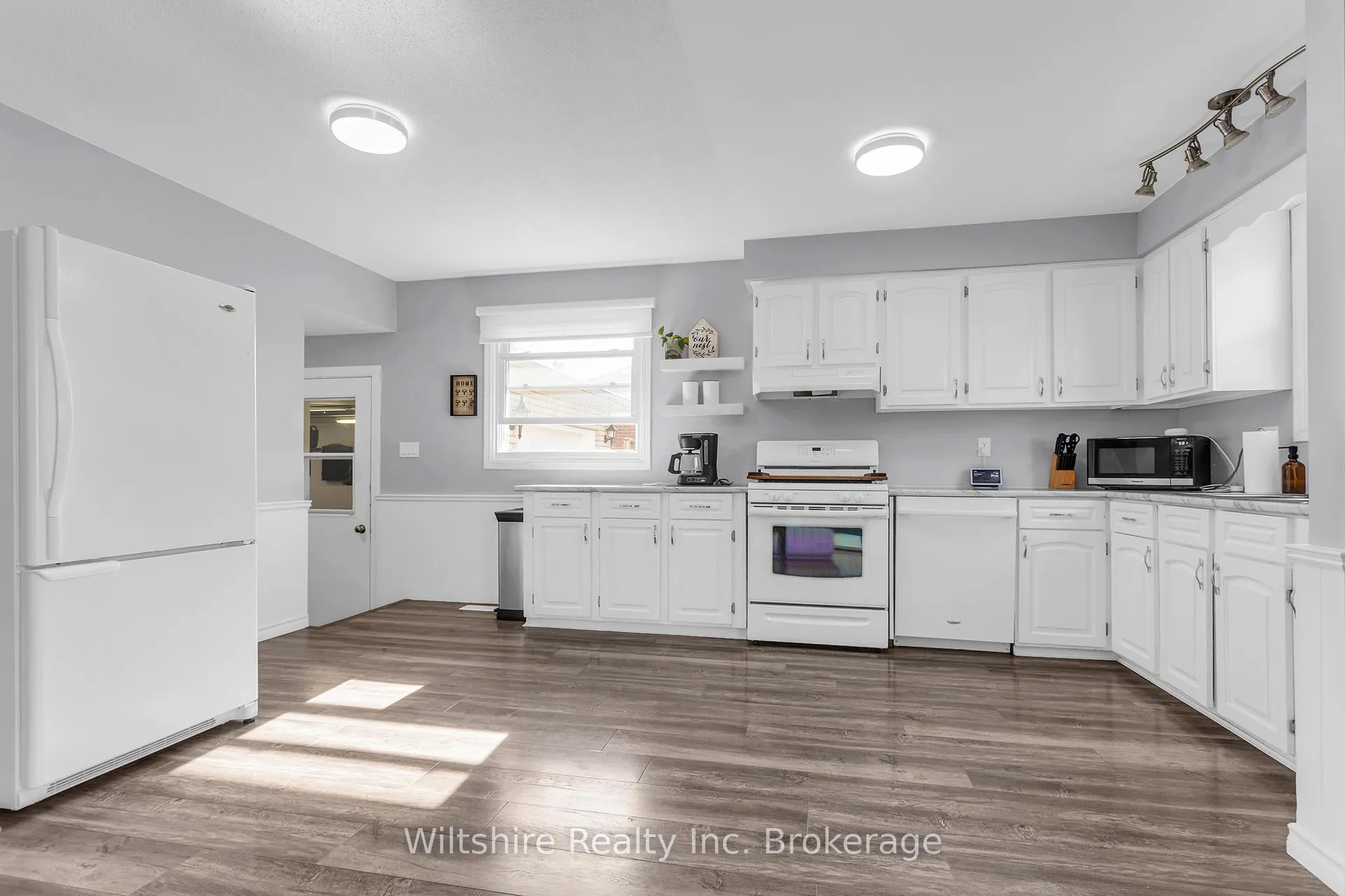 Photo 6 of 47 Van Norman Drive, Tillsonburg — HOMEH
